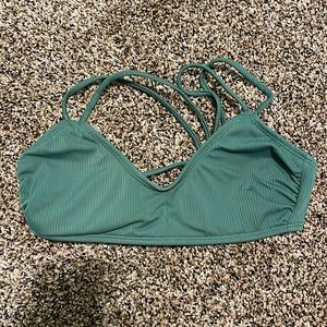 Women’s bikini top, size small